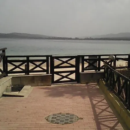Sveti Nikola アパート *